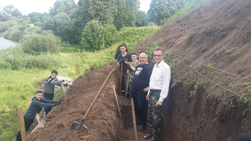 Раскопки Восточной 4-й башни