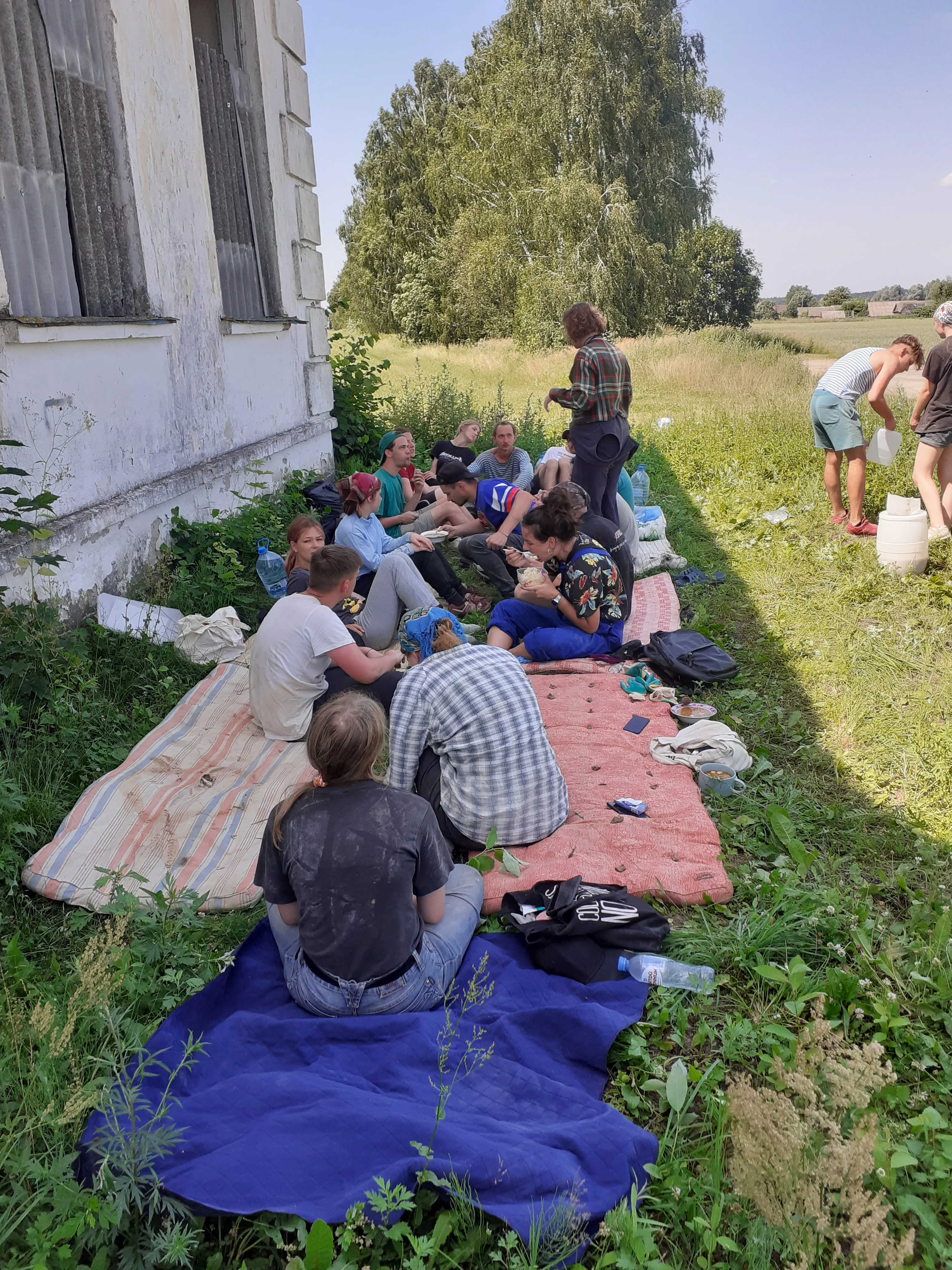 Цэгла. Абед