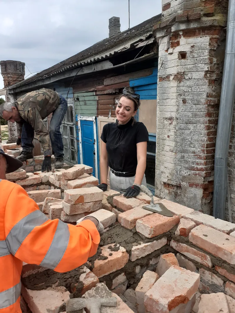 Работает Мещеня М. - Минобразование
