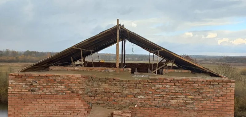 Северная башня стена