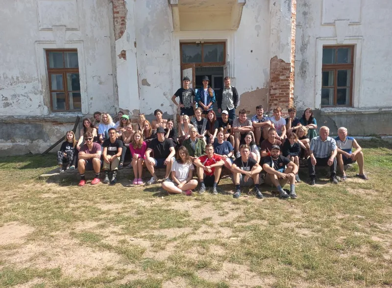 Территория замка