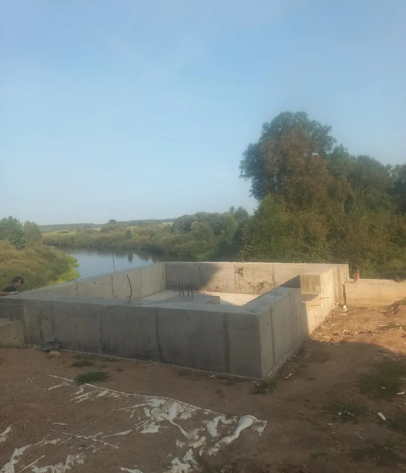 Территория замка