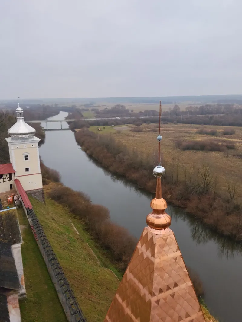 Вид на Восточную и Северную башни