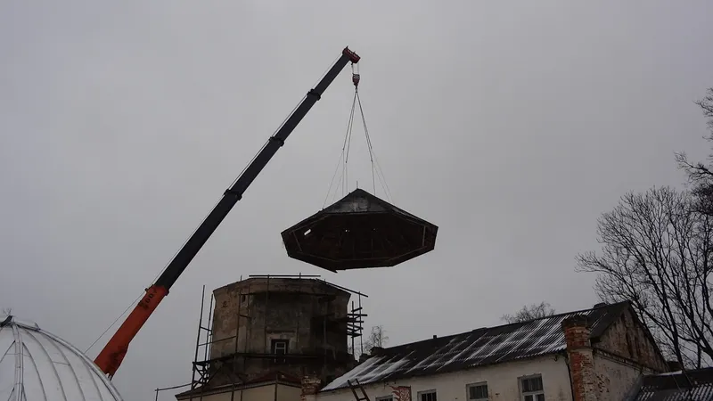 Шатер отслужил свое